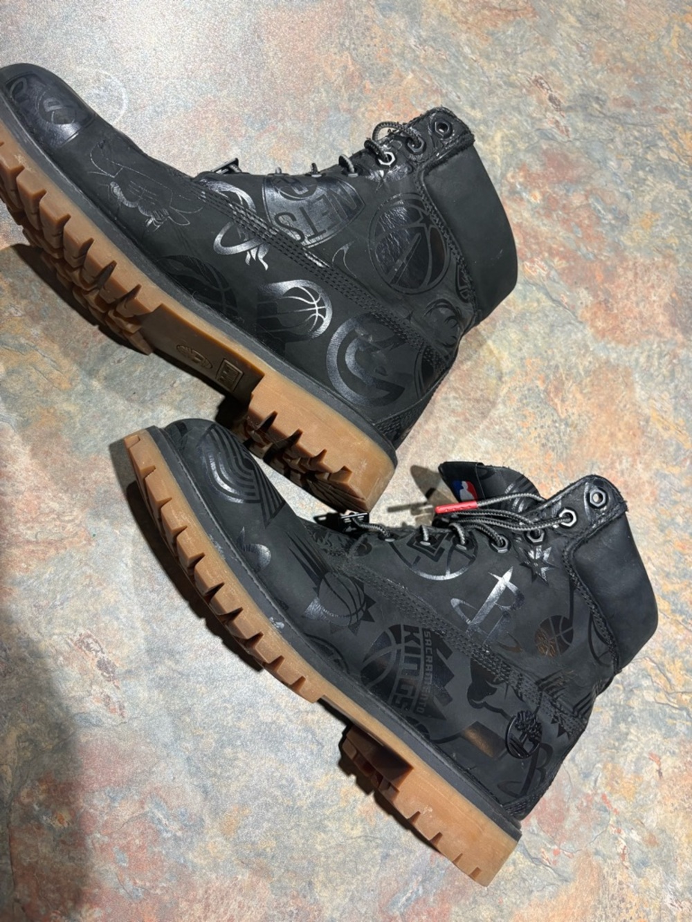 Men's Black Leather timberlands with Gum Sole
